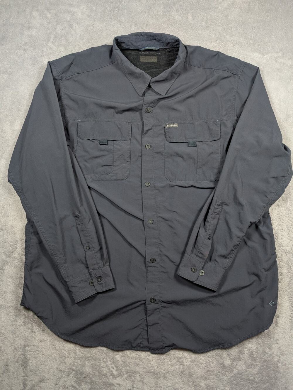 Columbia Button Up Shirt Mens 2XL Gray Vented Back Outdoor Casual Hiking